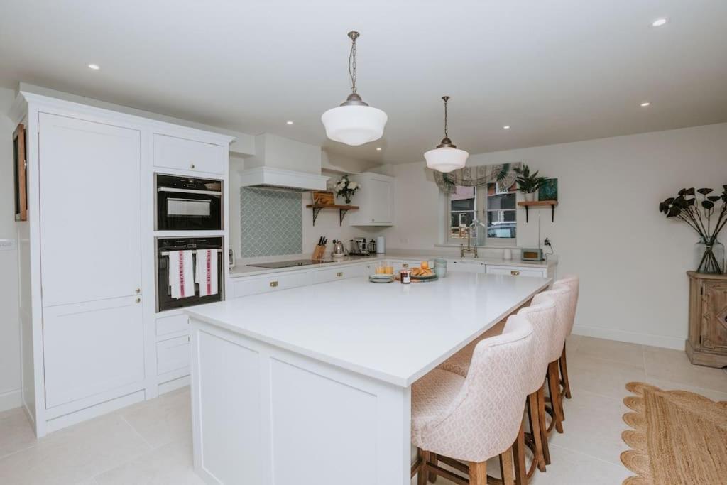 Hayward House, Hot Tub, Large Garden Villa Henley-on-Thames Eksteriør bilde